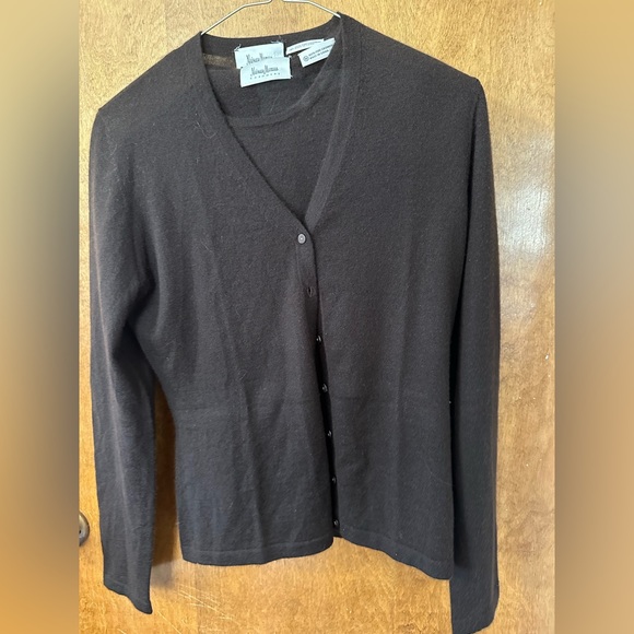 Neiman Marcus Sweaters Vintage Cashmere Neiman Marcus Cardiganshirt